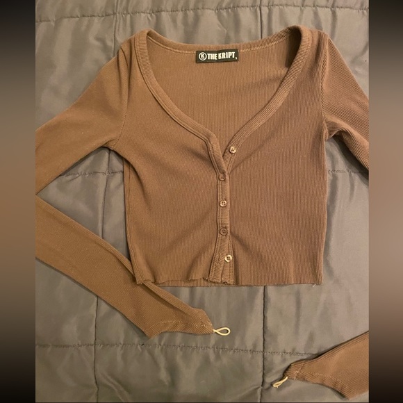 The Kript Fairycore Brown Basik Buttons Crop Top - Picture 2 of 10